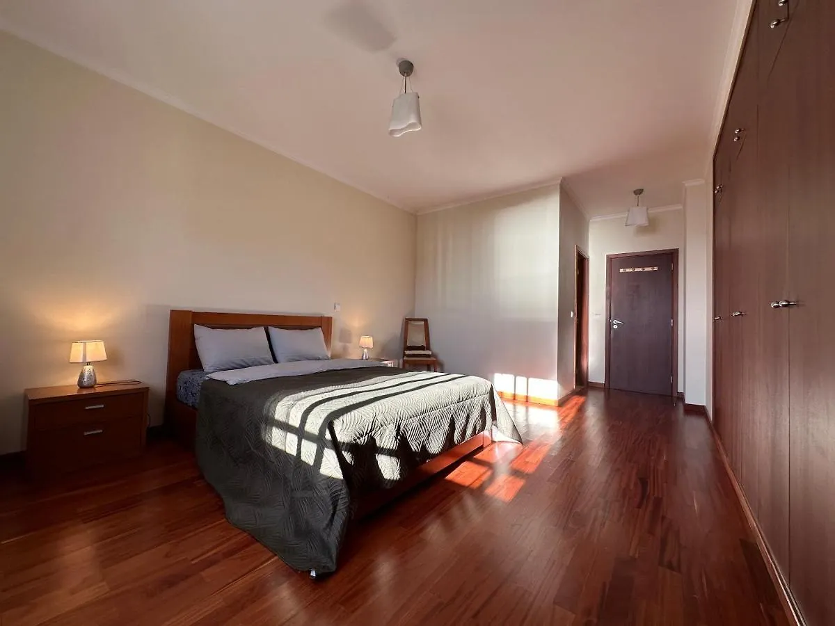 Apartment Plaza Near Forum Madeira - Rooms For Rent Funchal  Portugal