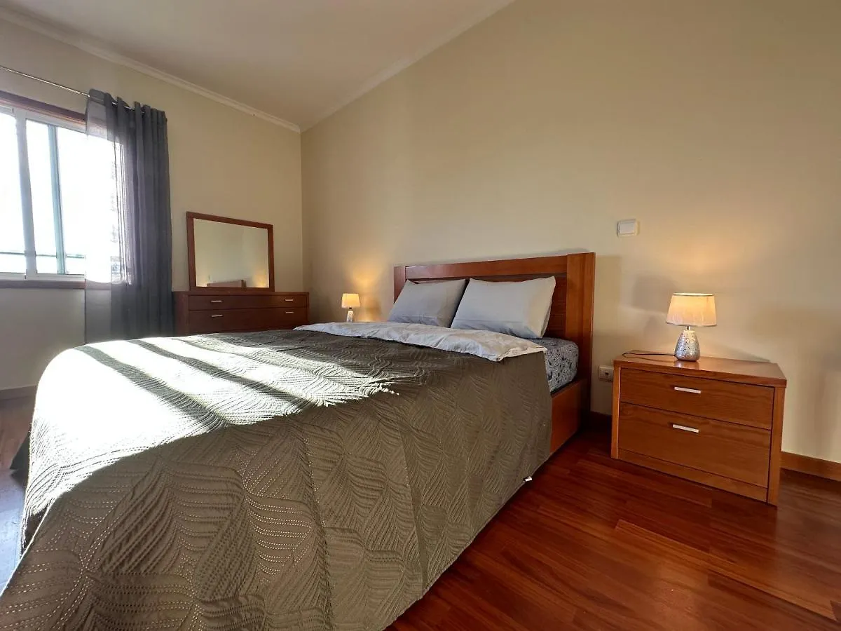 Plaza Near Forum Madeira - Rooms For Rent Funchal  Funchal (Madeira)